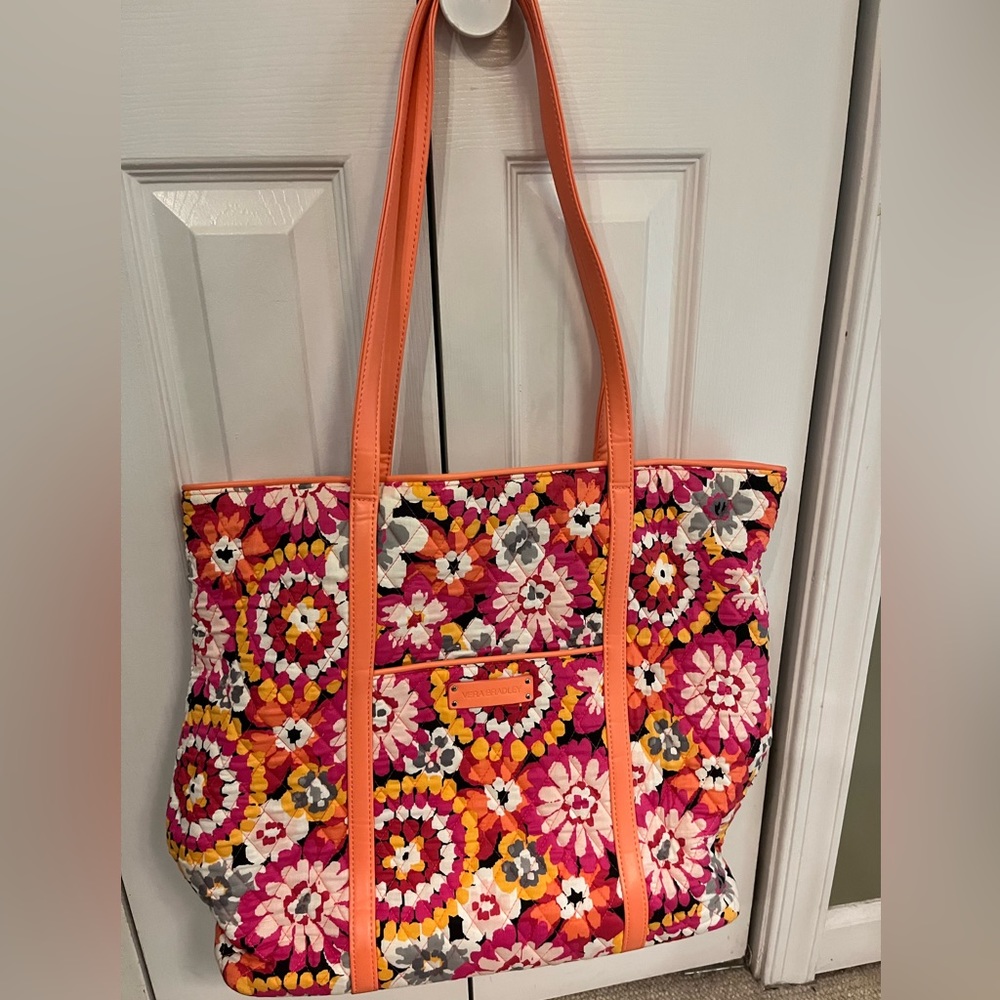 Vera Bradley Large Tote in Pixie Blooms Print. Never Used.